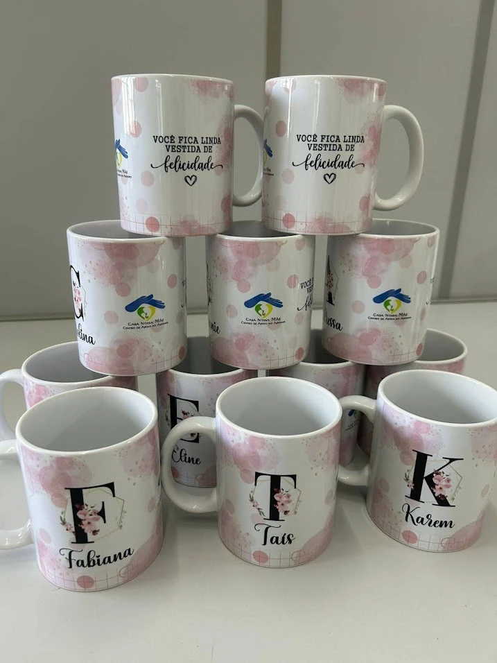 Caneca de Cerâmica Tradicional c/ Nomes