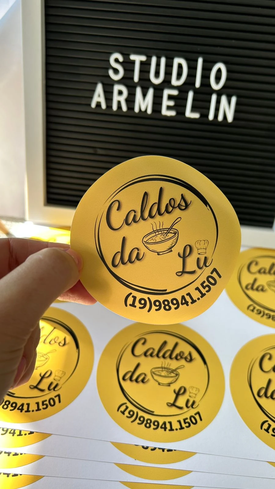 Adesivos em Vinil para Embalagem